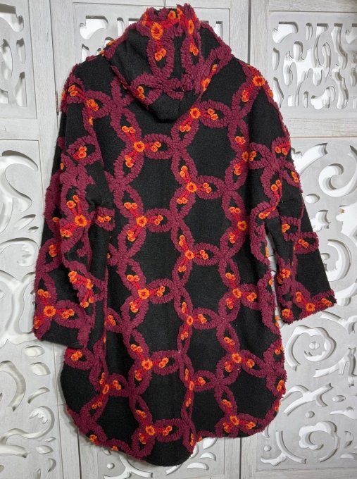 Manteau à capuche aspect laine noire Arabesques prunes orangées relief du 36 au 46/48 et même +