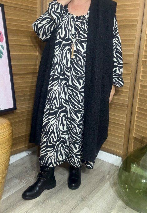 Robe longue oversize zébrée noire et blanche du 42 au 52