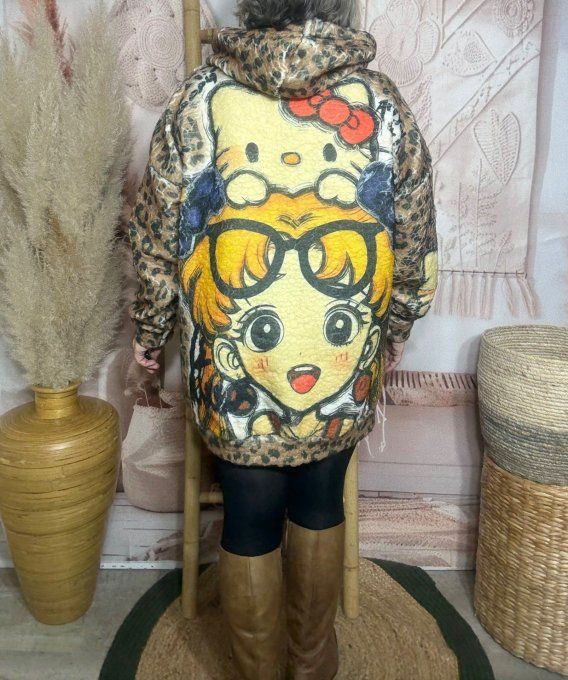 Sweat à capuche long polaire duveteuse Léopard Sailor Moon & Hello Kitty du 38 au 48/50   