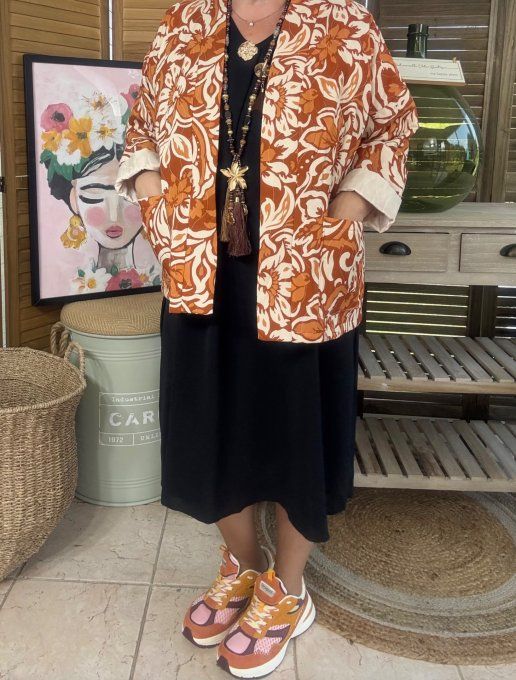 Veste matelassée coton orangé Fleurs exotiques du 38 au 48 et même +