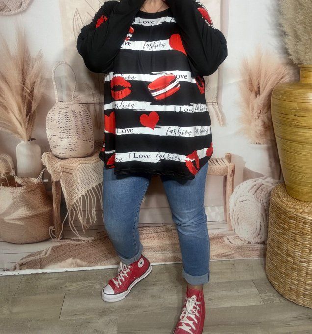Top ample noir rayé blanc manches longues Love Macarons Coeurs Kiss du 40 au 52/54