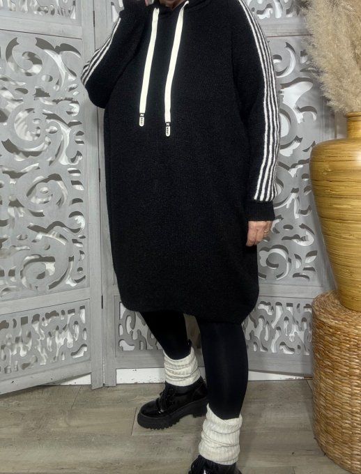 Robe maille à capuche oversize noire Sportswear Bandes écrues Douceur +++ du 44 au 54/56