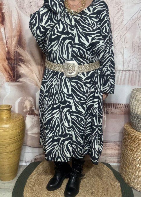 Robe longue oversize zébrée noire et blanche du 42 au 52
