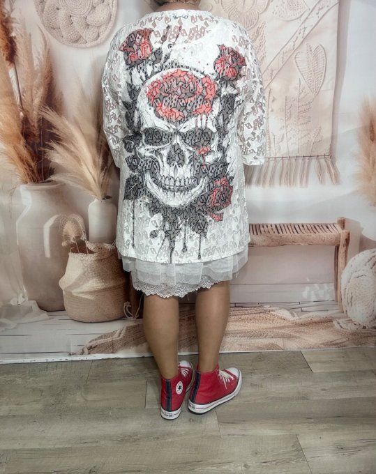 Veste en dentelle blanche étoiles & Black Skull & Red Flowers du 34 au 46/48 et même + 