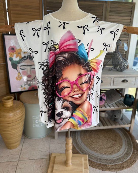 Tunique longue ou robe courte blanche La Fillette et son chien du 40 au 50/52   
