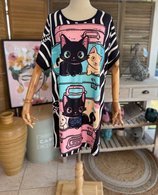 Tunique longue ou robe courte noire Les Chats dans les valises du 40 au 50/52  