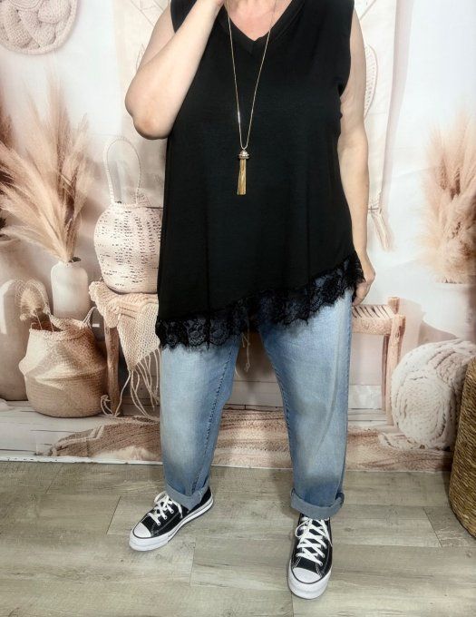 Top trapèze sans manches asymétrique noir dentelle Les Basiques du Dressing du 40 au 52 