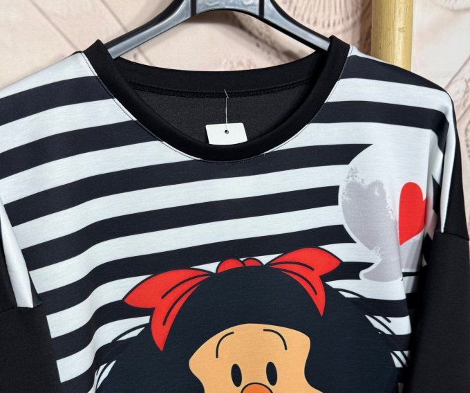 Sweat ample noir rayé blanc Ma Petite Mafalda du 38 au 48