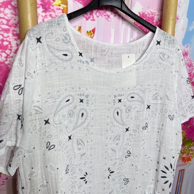 Robe courte droite coton blanc aspect lin motifs Bandanas Paisley du 36 au 46
