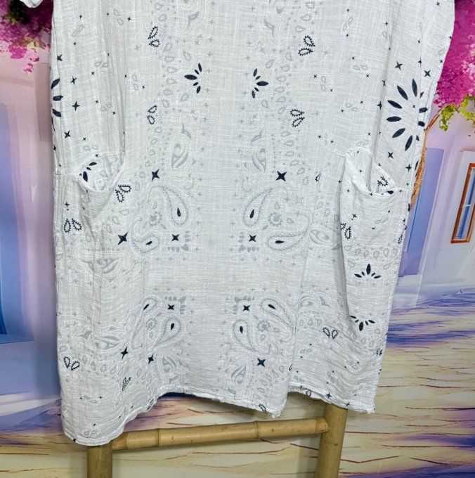 Robe courte droite coton blanc aspect lin motifs Bandanas Paisley du 36 au 46