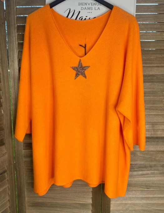 pull ample sans laine Armelle orange col V douceur +++ étoile strass argentés du 40 au 50