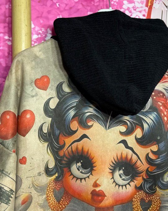 Veste à capuche suédine beige Betty Boop Coeurs Rouges du 38 au 48 et même + portée ouverte