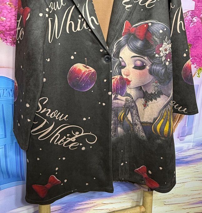 Veste droite longue suédine noire Blanche-Neige du 36 au 48 portée ouverte