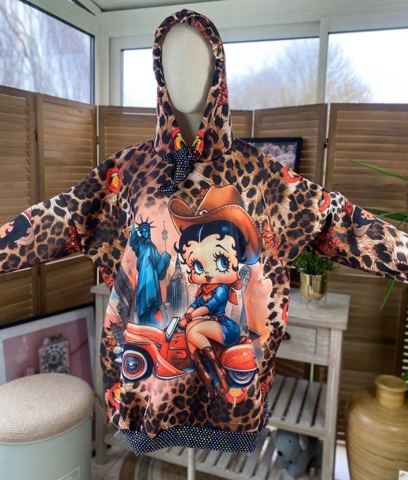 Sweat à capuche Léopard Betty Boop Country Girl strass argentés du 40 au 50/52
