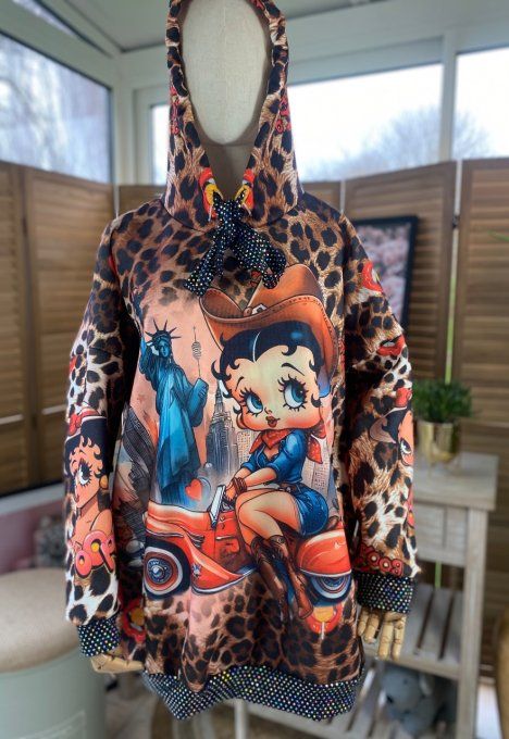 Sweat à capuche Léopard Betty Boop Country Girl strass argentés du 40 au 50/52