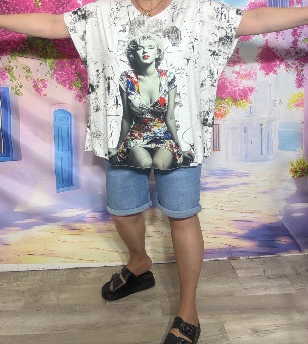 Tee-shirt ample blanc graffitis Marylin Monroe Street Art du 42 au 54/56 