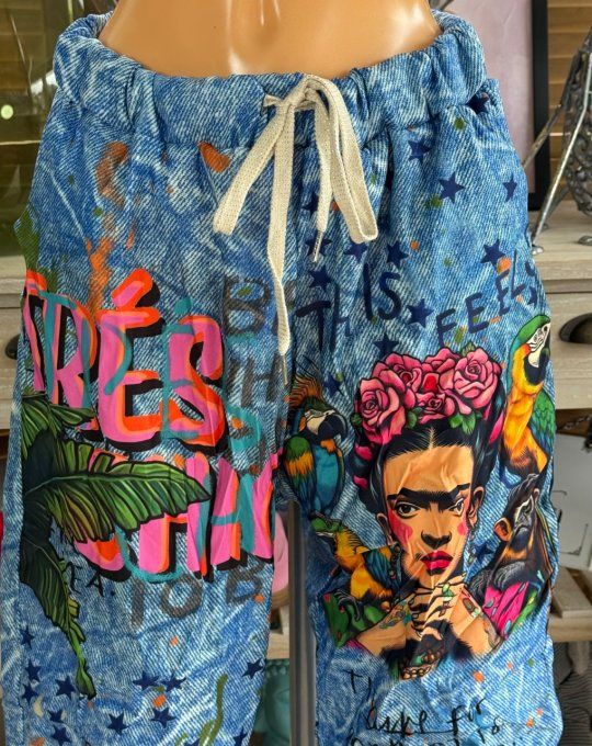 panta jogg  (dit magique) effet jeans délavé Frida Kahlo confort +++ du 40 au 50/52  
