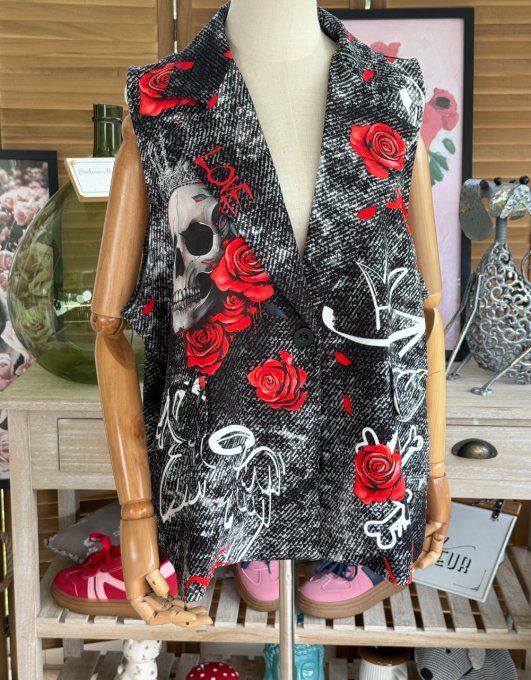 Gilet type barman sans manches effet jeans noir délavé Skulls & Red Roses du 40 au 50 et même +