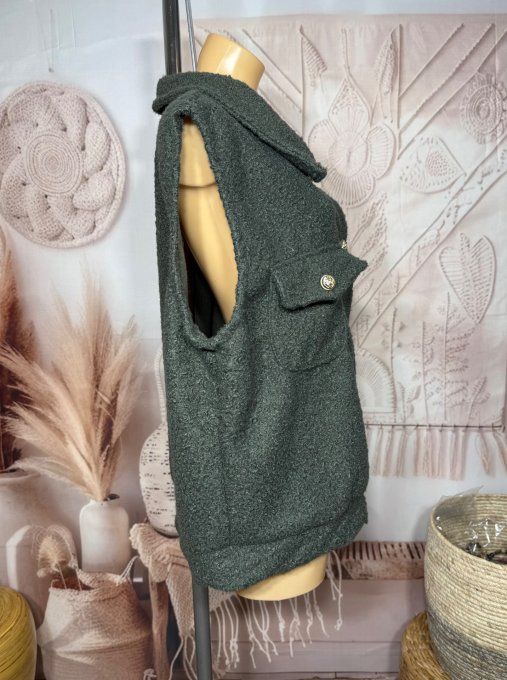 Blouson sans manches bouclette kaki boutons dorés du 38 au 48/50 et même + 