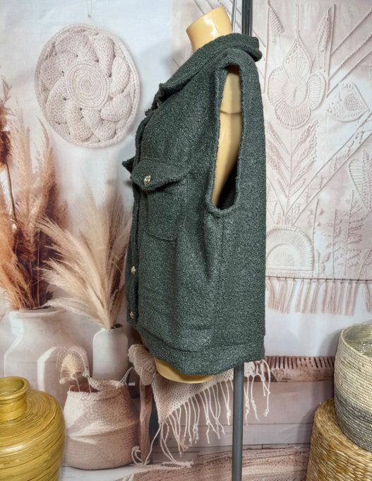 Blouson sans manches bouclette kaki boutons dorés du 38 au 48/50 et même + 