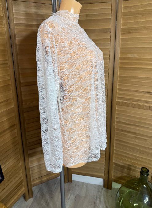 Top ample dentelle blanche manches longues qualité +++ du 40 au 50/52