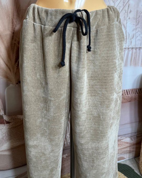 pantalon velours ras façon jogg "magique" camel confort  ++++ du 38 au 50/52