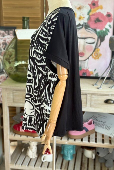 Top ample noir Snoopy in Love du 38 au 48/50 