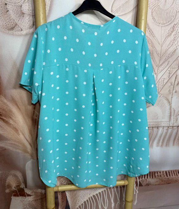 Blouse trapèze vert d'eau pois blancs manches courtes col V du 38 au 48 