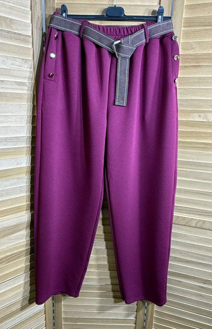 pantalon façon jogg Bordeaux boutons dorés + ceinture confort  ++++ du 38 au 52  