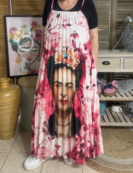 Robe longue plissée bretelles ajustables Frida Kahlo aux Fleurs Roses du 38 au 48/50   