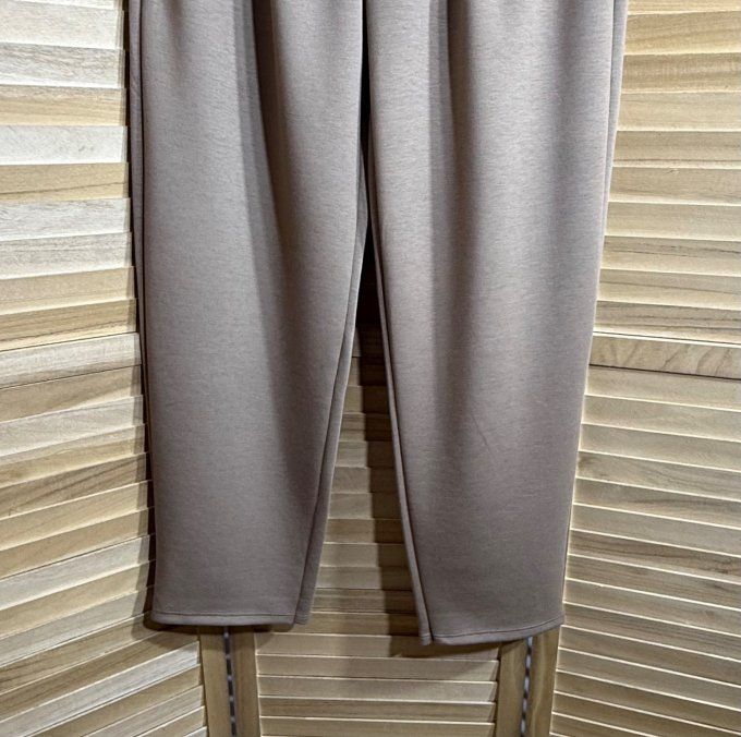 pantalon façon jogg camel boutons dorés + ceinture confort  ++++ du 38 au 52 