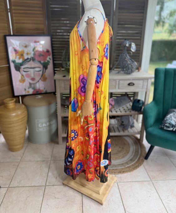Robe longue plissée bretelles ajustables Jaune soleil Le Duo de chats noirs du 38 au 48/50 