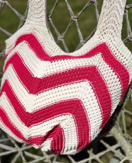 Sac Fourre-Tout Tulipe en crochet rayé crème rouge Bohème Chic Plage Summer Vibes qualité ++++ 