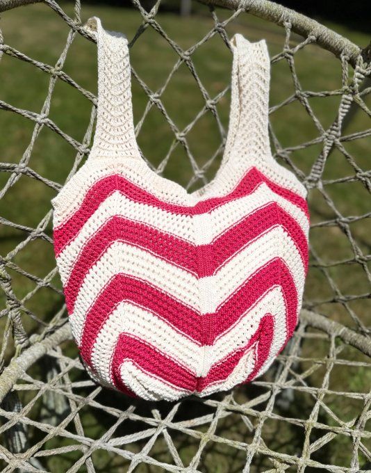 Sac Fourre-Tout Tulipe en crochet rayé crème rouge Bohème Chic Plage Summer Vibes qualité ++++ 