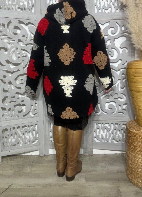 Veste à capuche aspect laine noire Fleurs multicolores relief confort +++ du 40 au 52 et même +