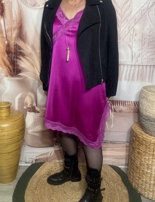 Robe nuisette asymétrique satinée Bougainvilliers et dentelle du 36 au 46