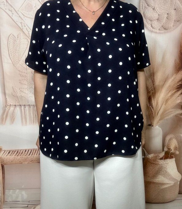 Blouse trapèze marine pois blancs manches courtes col V du 38 au 48 
