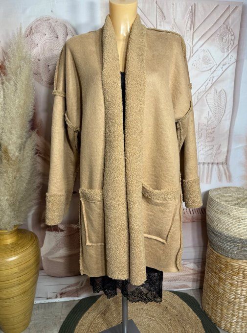 Veste mi-longue suédine camel doublée moumoute Sherpa du 40 au 48/50 et même +