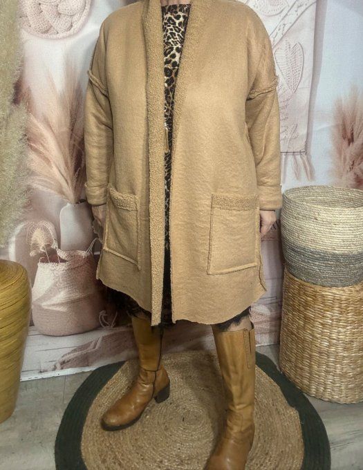 Veste mi-longue suédine camel doublée moumoute Sherpa du 40 au 48/50 et même +