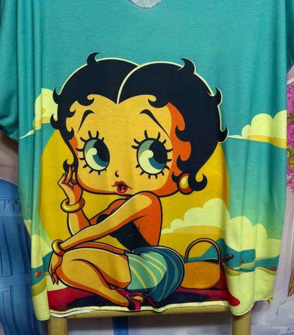 Tee-shirt ample turquoise Betty Boop at the Beach Summer Vibes du 42 au 54/56
