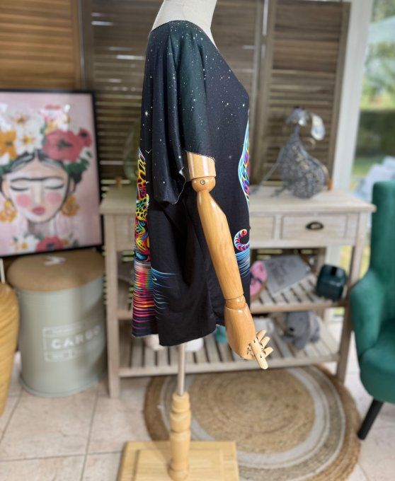Top fin ample noir La Majestueuse Panthère multicolore du 40 au 52 