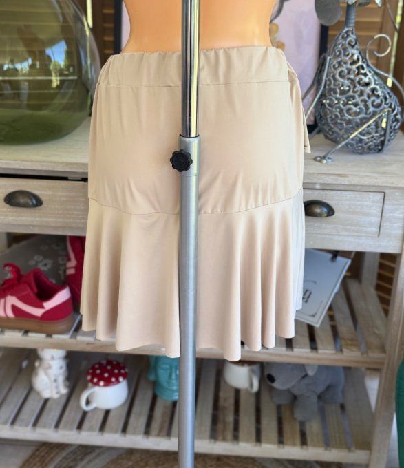 Jupe -short ample beige stretch ++++ du 38 au 54 