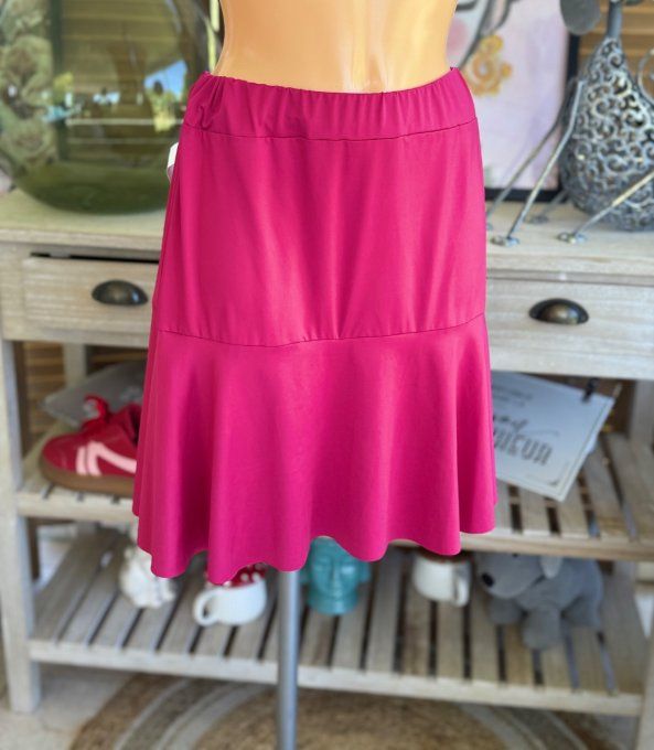 Jupe -short ample violet cardinal stretch ++++ du 38 au 54  
