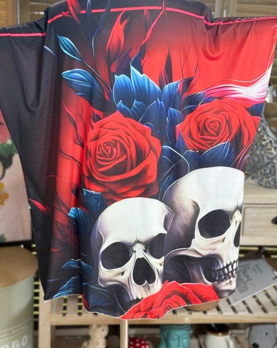 Top fin ample noir Duo de Skulls & Red Roses du 40 au 52 