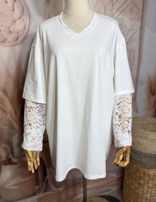 Top "2 en 1" col et manches longues en dentelle blanche qualité +++ du 40 au 52/54 