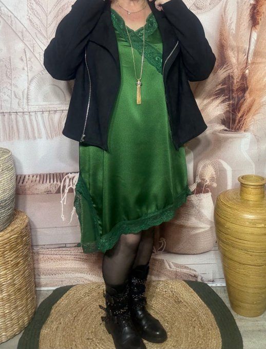 Robe nuisette asymétrique satinée vert bouteille et dentelle du 36 au 46