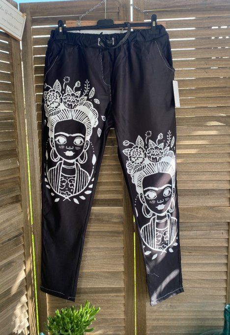 panta jogg (pantalon magique) noir Frida Kahlo extensible confort ++ du 38 au 46/48 