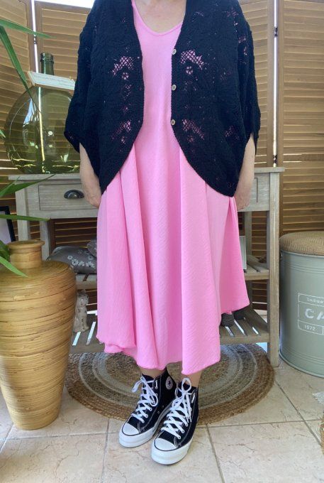 Gilet court façon boléro noir broderies anglaise fleurs du 36 au 48 (si porté ouvert)