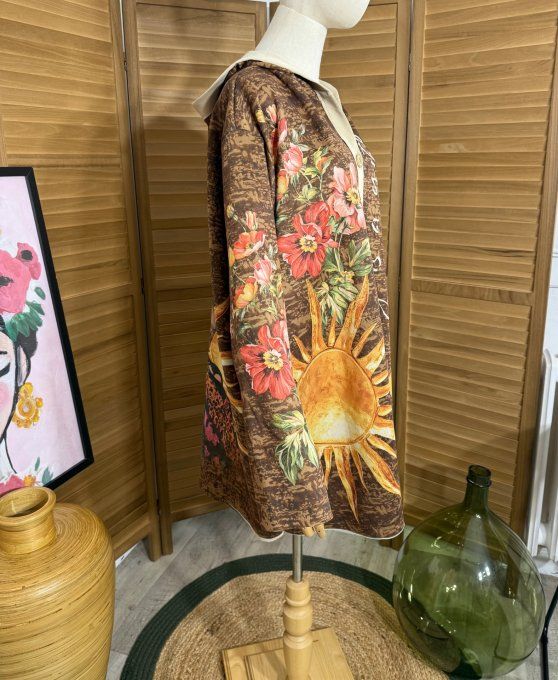 Veste à capuche suédine camel Frida Kahlo aux Fleurs du 40 au 50 et même + 