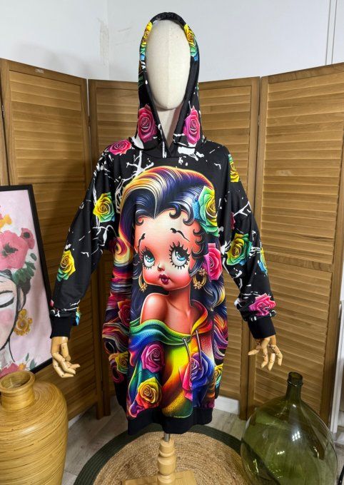 Sweat à capuche long ou robe sweat Betty Boop aux roses multicolores du 42 au 52